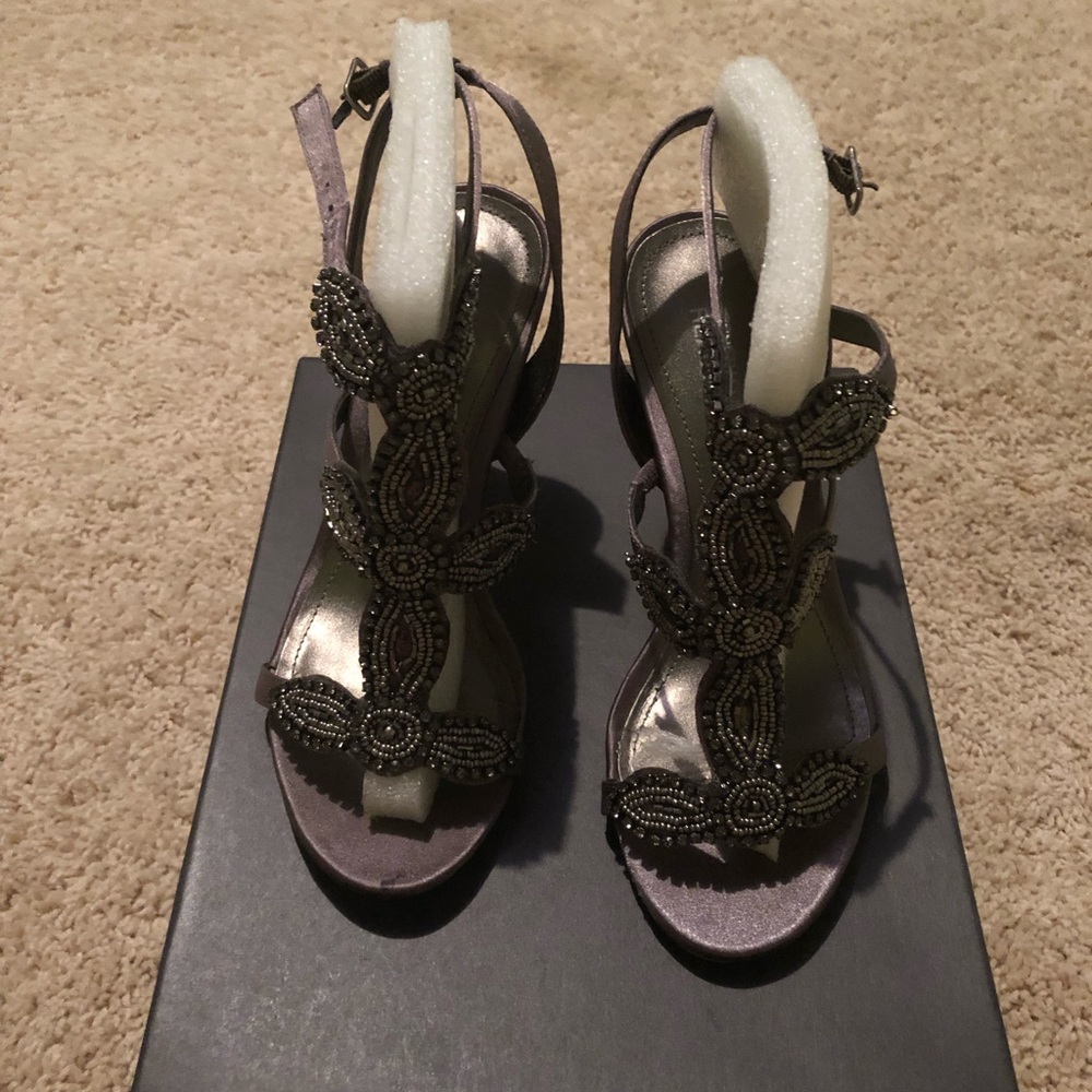 Kenneth Cole Taupe Beaded Heels Women’s Size 7